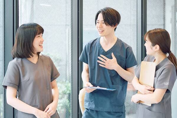 スタッフの写真